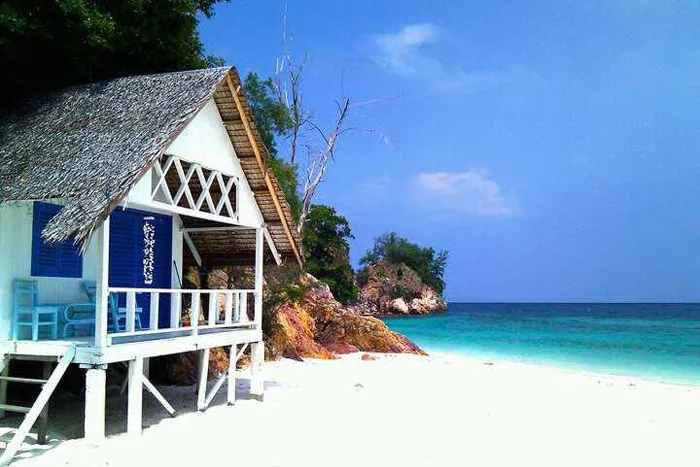 Alang's Rawa, Rawa Island – 8 Little Known Photoshoot Locations In Malaysia. theweddingnotebook.com
