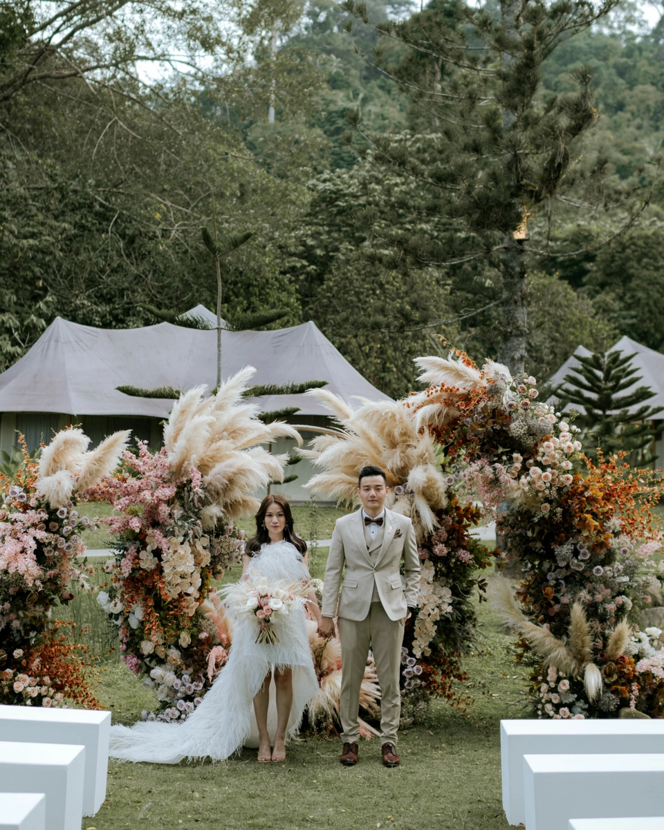 A Beautiful Tiarasa Escape Wedding Celebration