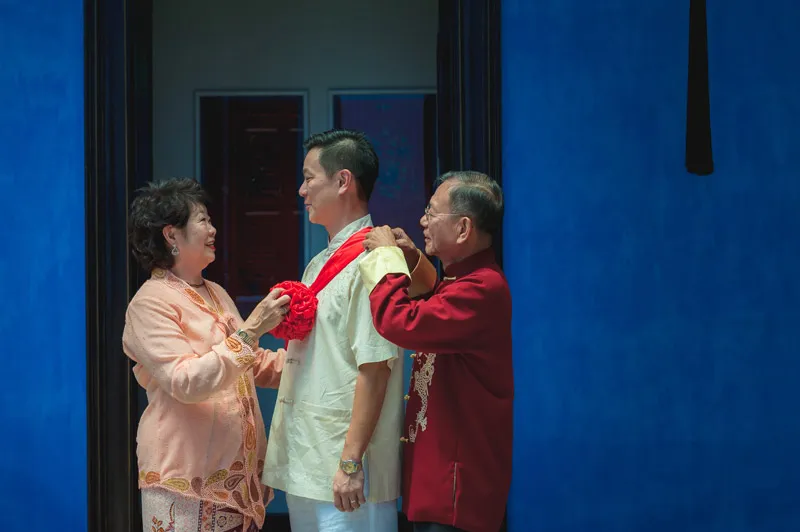 Photo by Alextan Artworks. theweddingnotebook.com