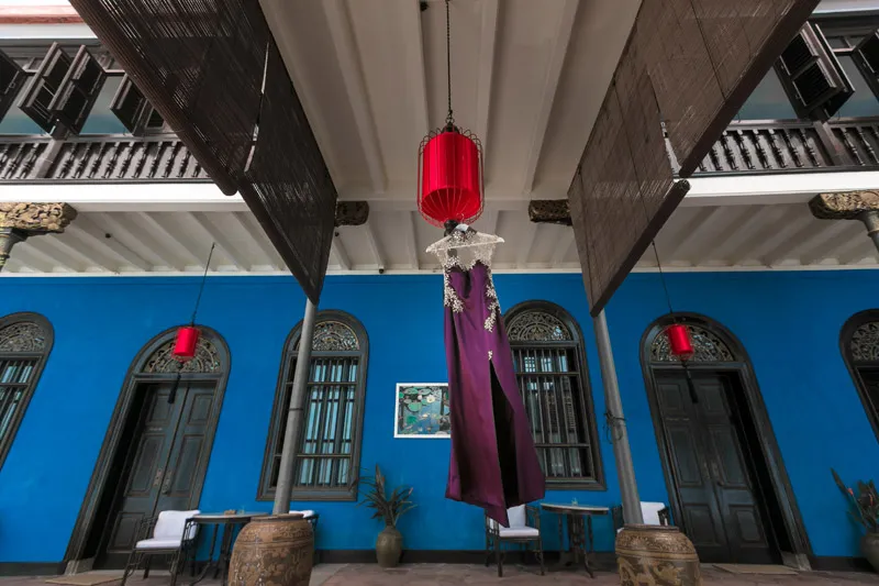Blue Mansion Penang wedding. Photo by Alextan Artworks. theweddingnotebook.com