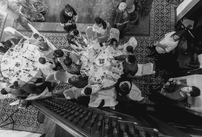 Photo by Alextan Artworks. theweddingnotebook.com