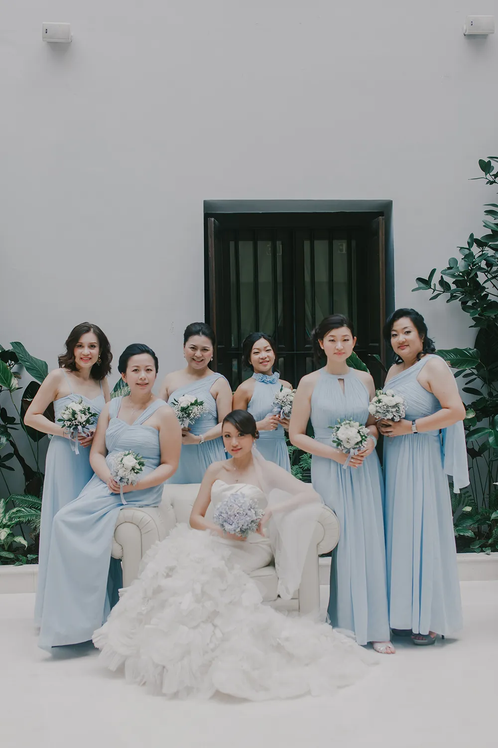 Photo by Louis Loo Photography. theweddingnotebook.com