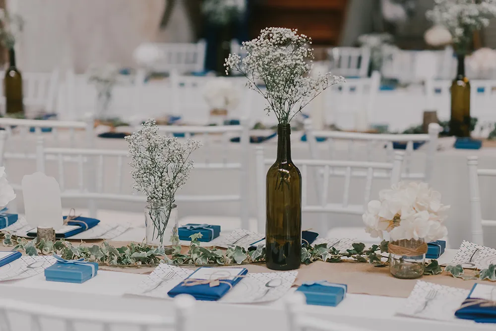 Photo by Louis Loo Photography. theweddingnotebook.com