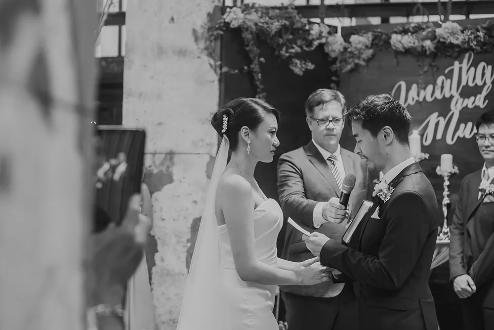 Photo by Louis Loo Photography. theweddingnotebook.com