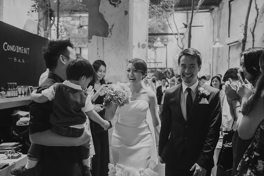 Photo by Louis Loo Photography. theweddingnotebook.com