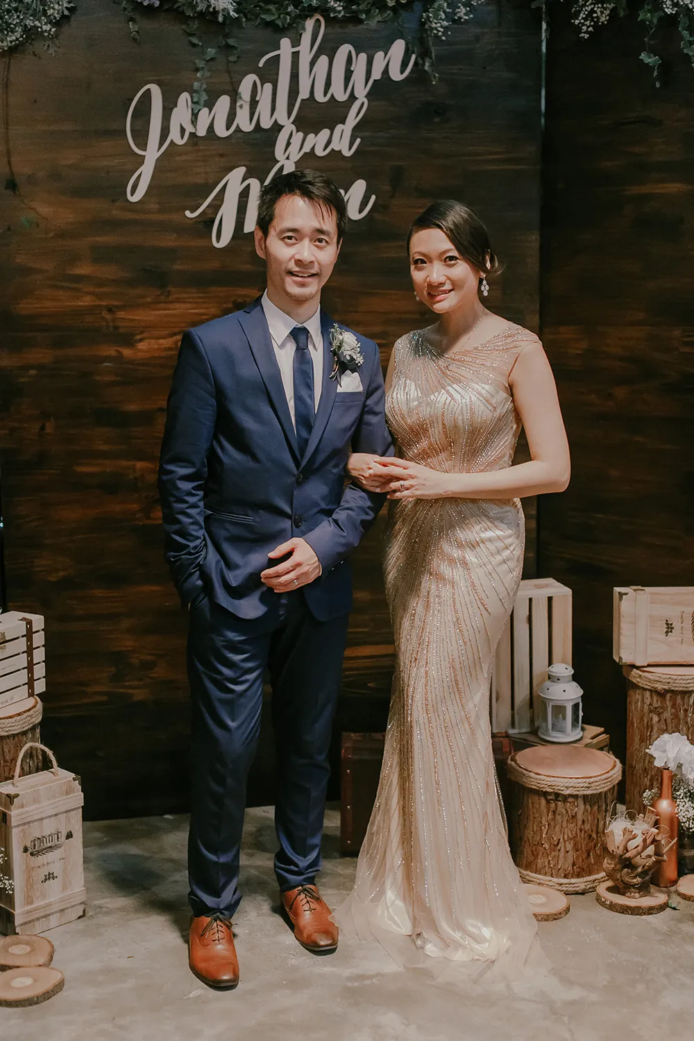 Photo by Louis Loo Photography. theweddingnotebook.com