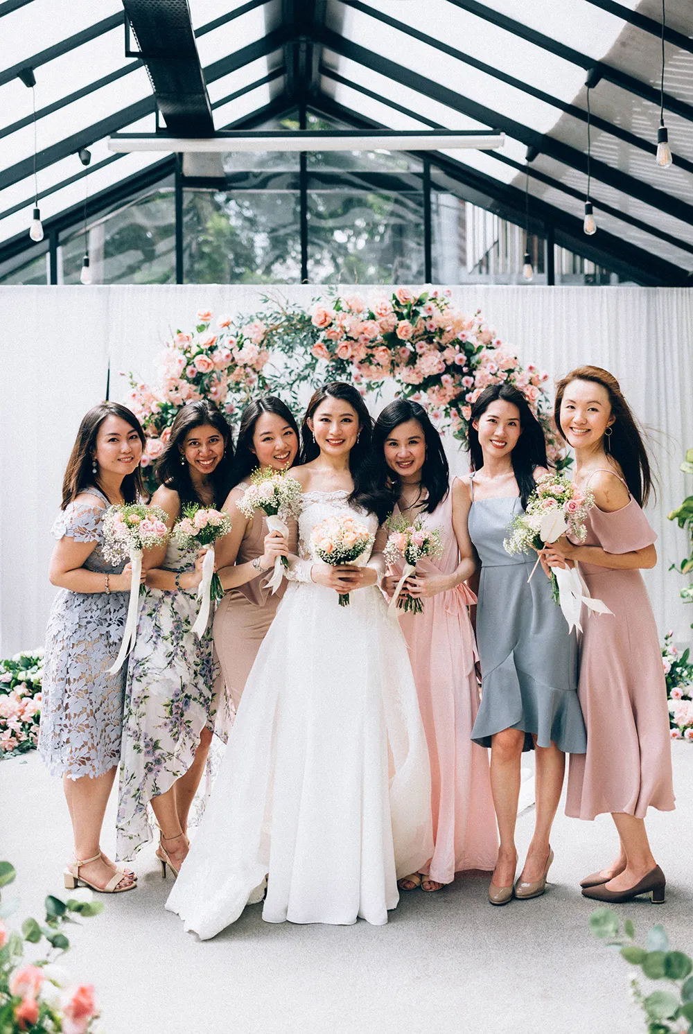 Photo by Trees On The Moon. theweddingnotebook.com