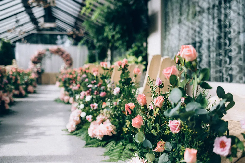 Photo by Trees On The Moon. theweddingnotebook.com