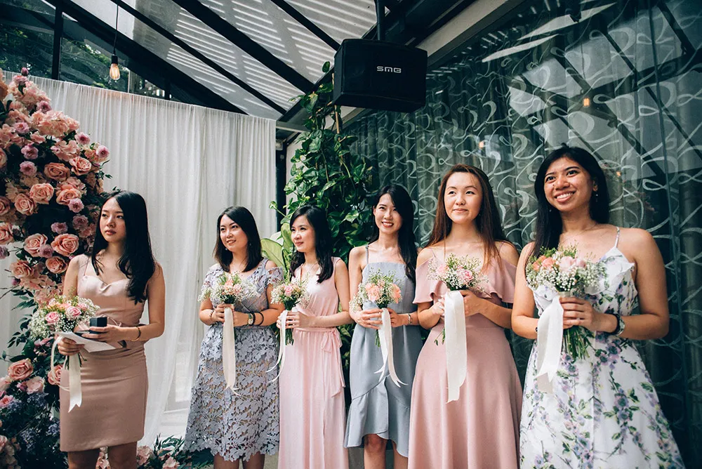 Photo by Trees On The Moon. theweddingnotebook.com