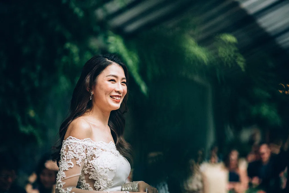 Photo by Trees On The Moon. theweddingnotebook.com