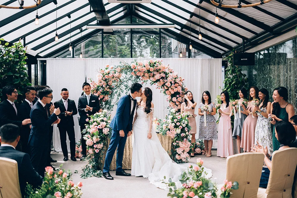 Photo by Trees On The Moon. theweddingnotebook.com