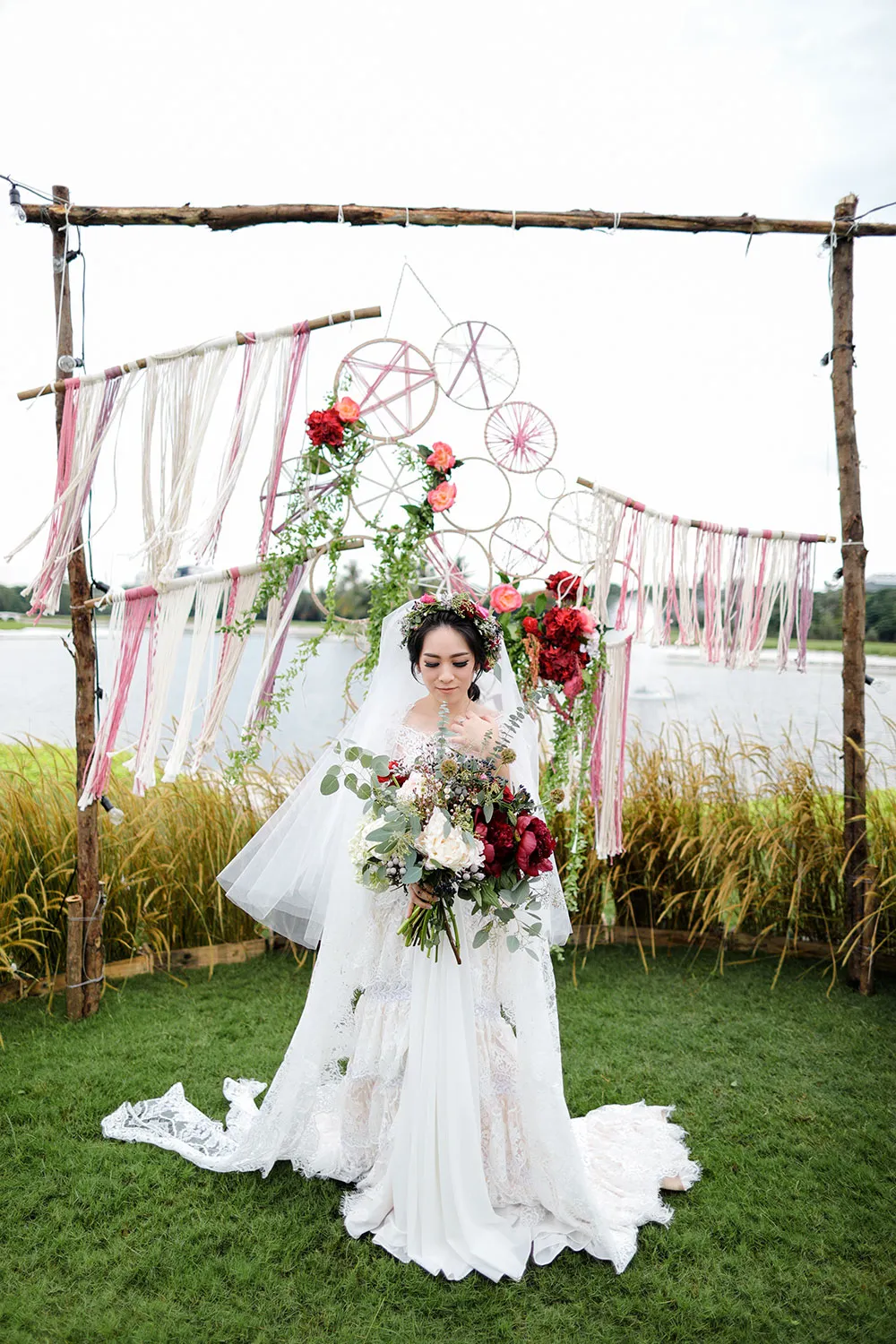 Photo by Axioo. ttp://theweddingnotebook.com