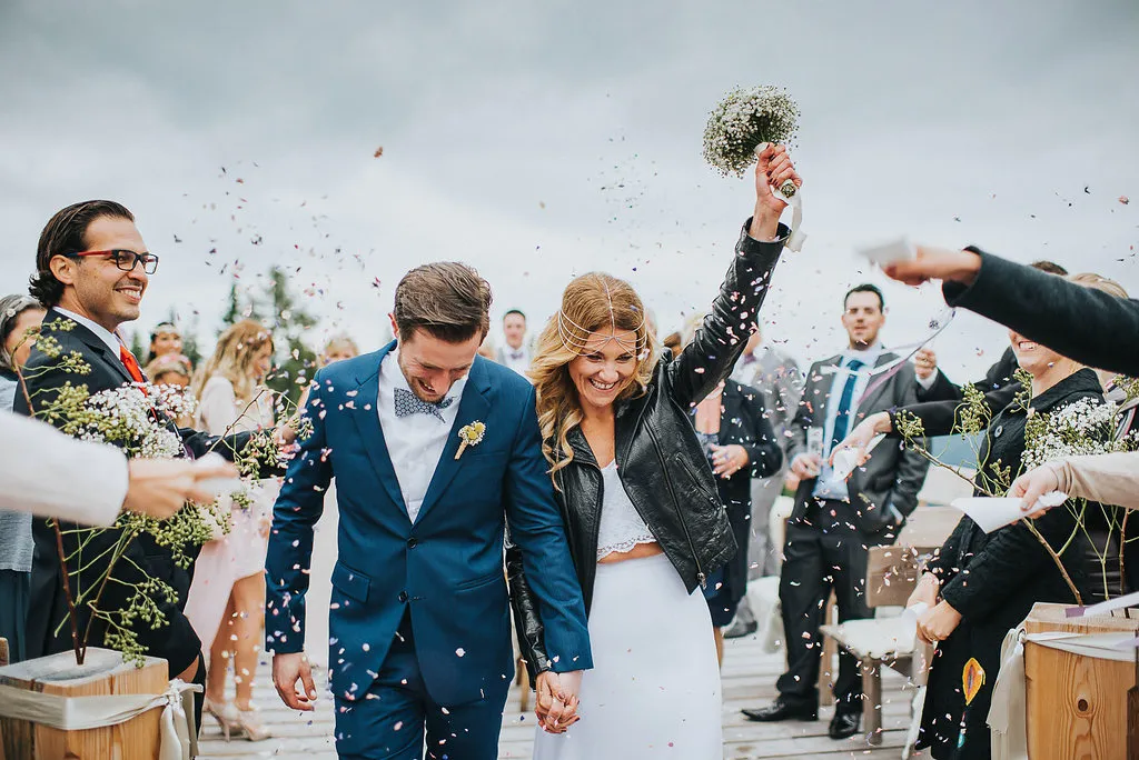 Photo by Andrew Leiner. theweddingnotebook.com