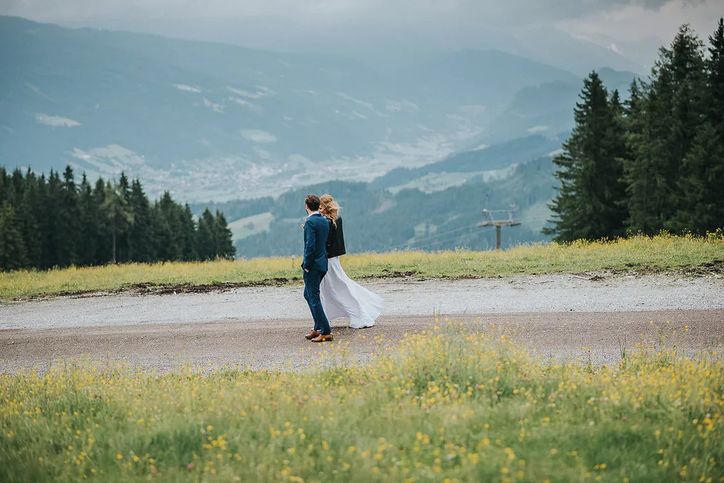 Photo by Andrew Leiner. theweddingnotebook.com