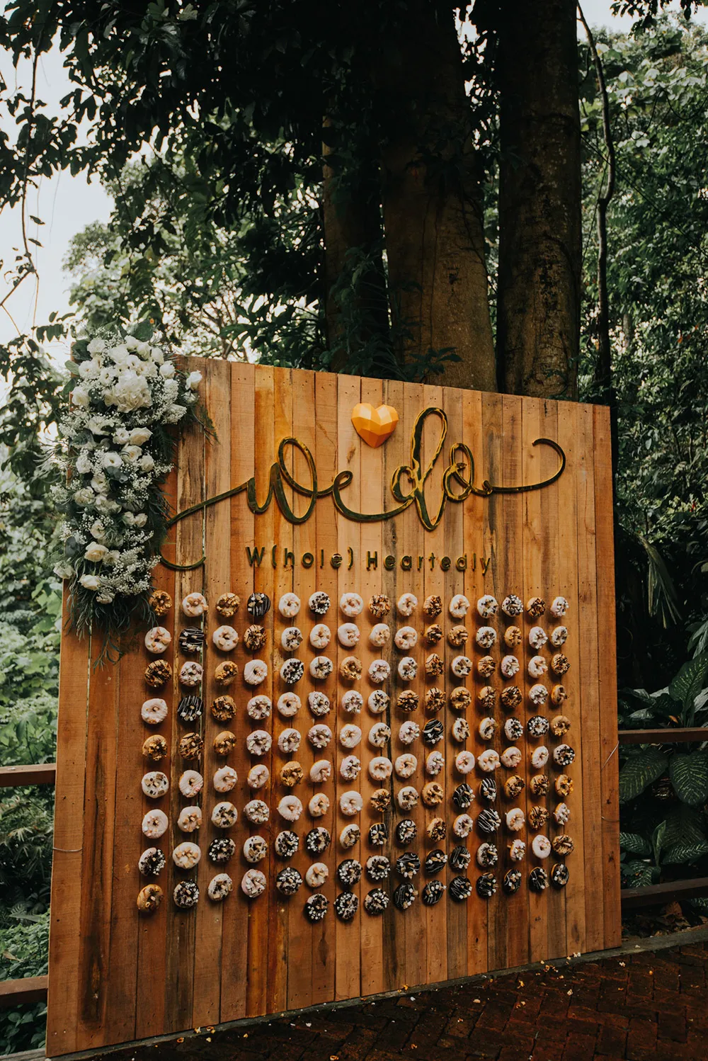 Photo by Fixer Photography. theweddingnotebook.com