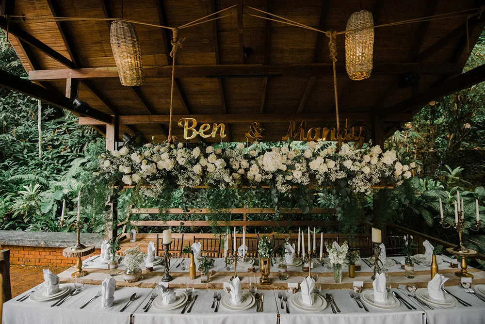 Photo by Fixer Photography. theweddingnotebook.com