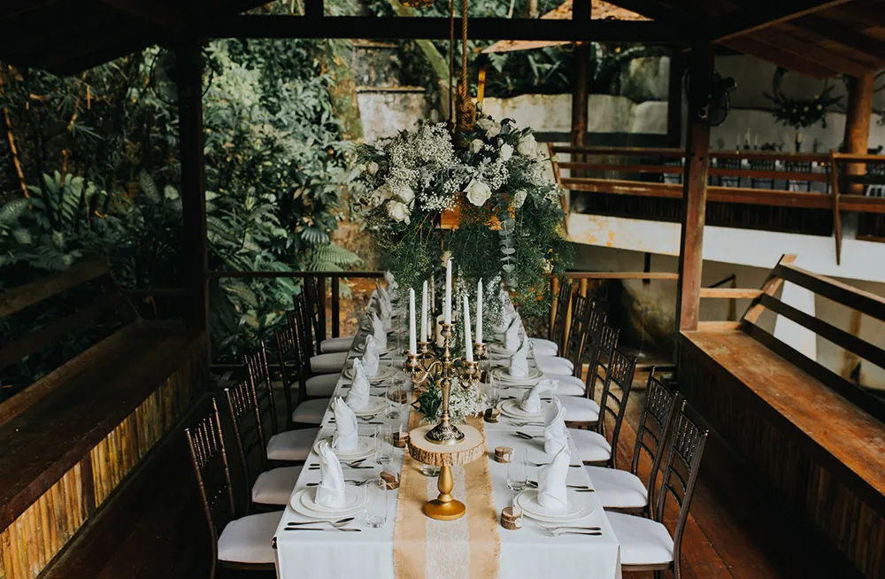 Photo by Fixer Photography. theweddingnotebook.com