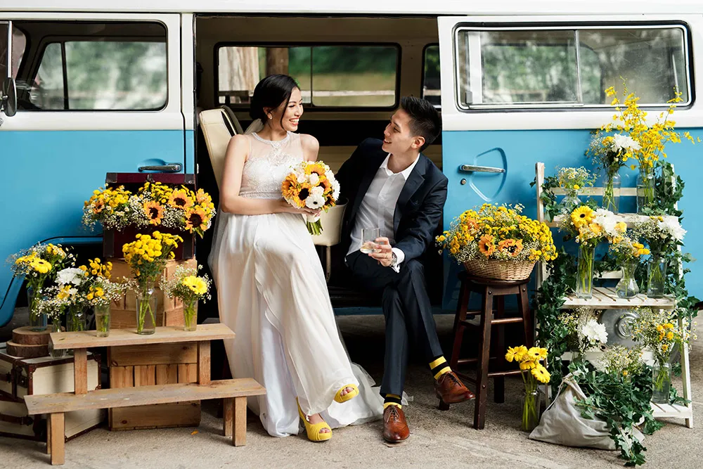 Photo by Pause Studios. theweddingnotebook.com