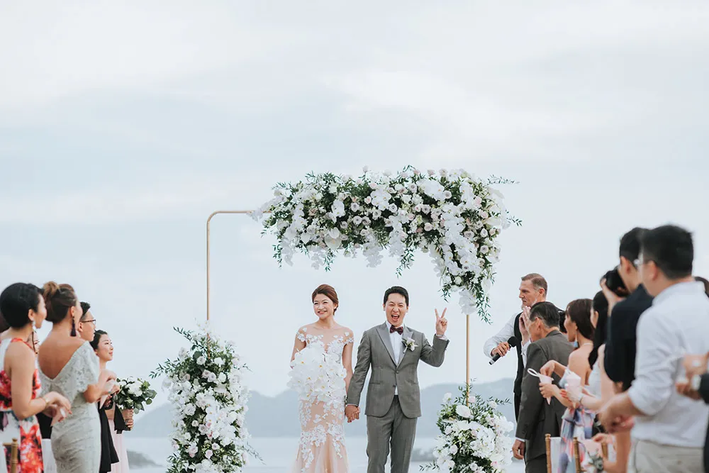 Photo by MunKeat Photography. theweddingnotebook.com