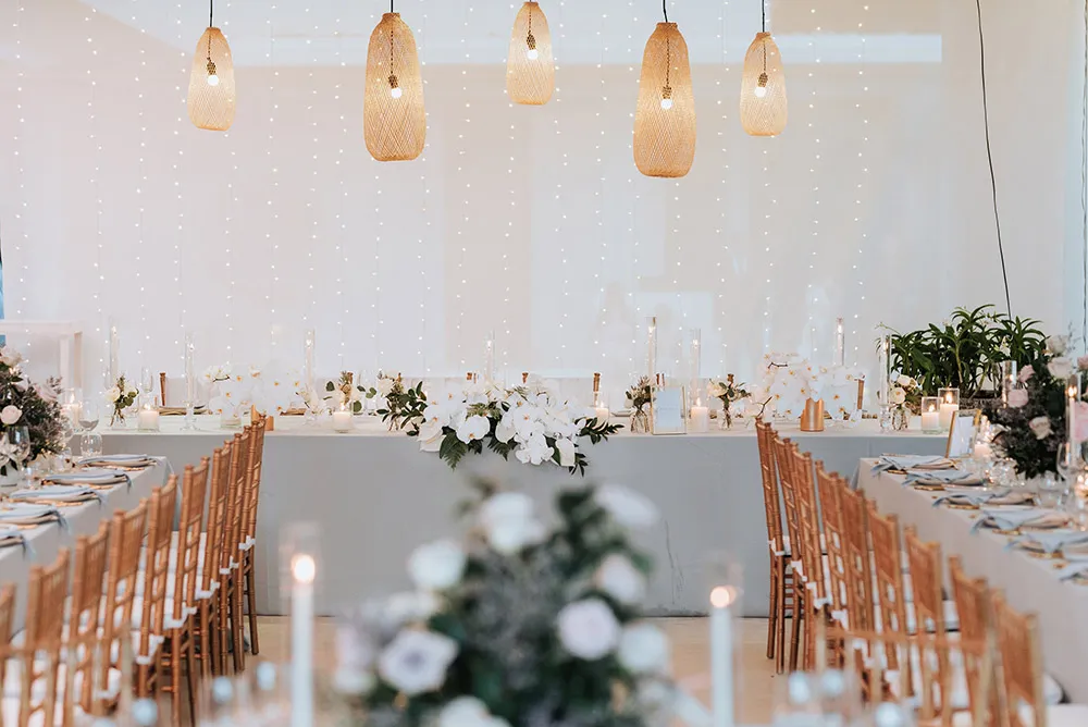 Photo by MunKeat Photography. theweddingnotebook.com