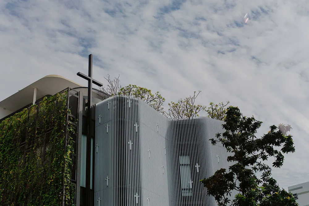 Photo by Bloc Memoire Photography. theweddingnotebook.com