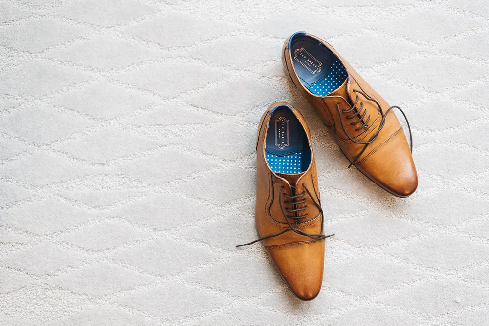 Photo by Feztography. theweddingnotebook.com