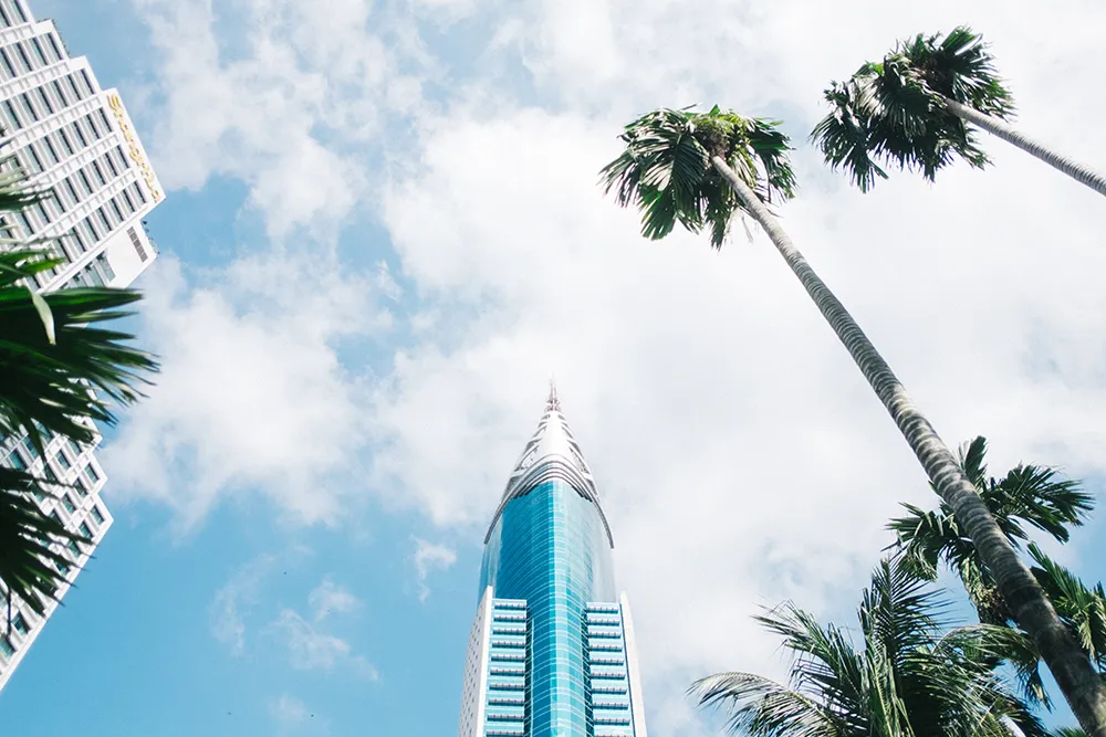 Photo by Feztography. theweddingnotebook.com