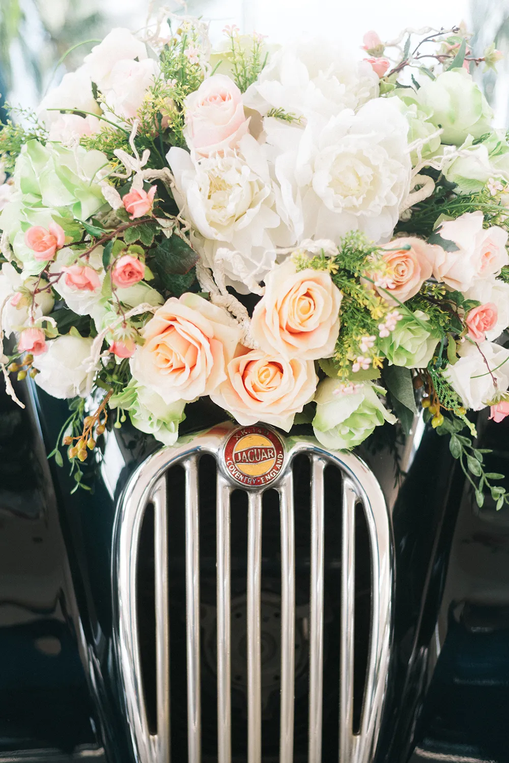 Photo by Feztography. theweddingnotebook.com