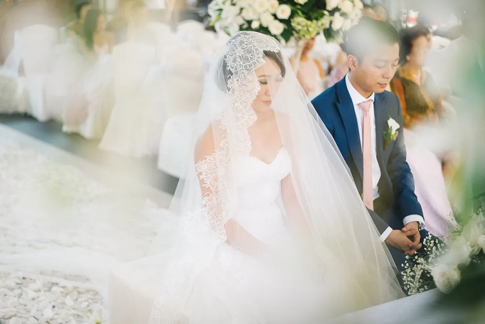 Photo by Feztography. theweddingnotebook.com