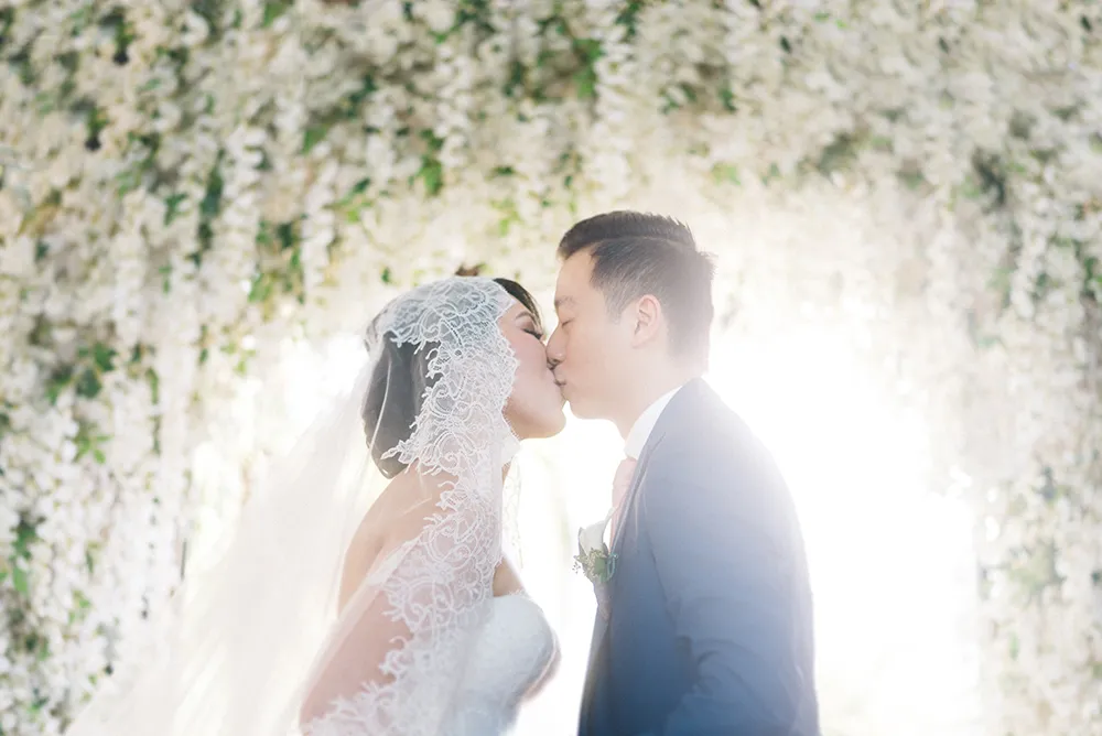 Photo by Feztography. theweddingnotebook.com