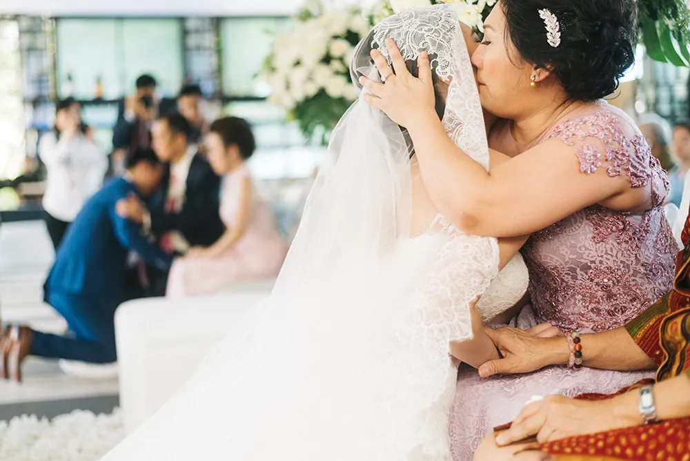 Photo by Feztography. theweddingnotebook.com