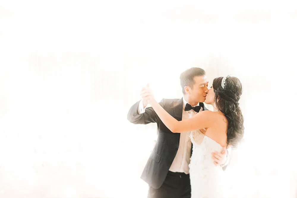 Photo by Feztography. theweddingnotebook.com