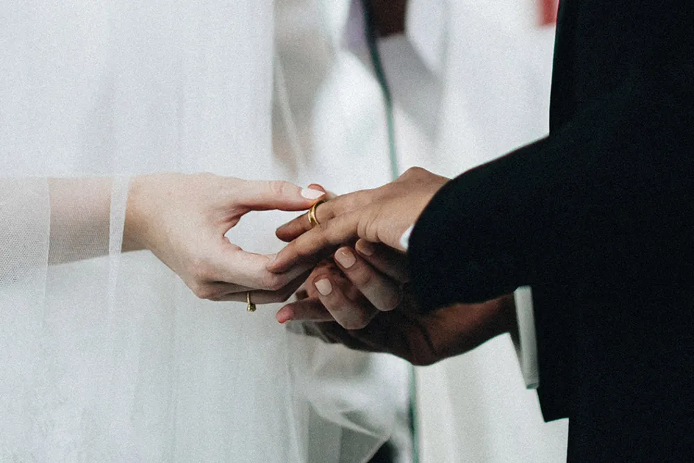 Photo by Arch & Vow Studio. theweddingnotebook.com