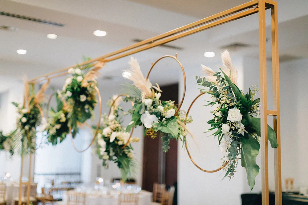 Photo by Arch & Vow Studio. theweddingnotebook.com