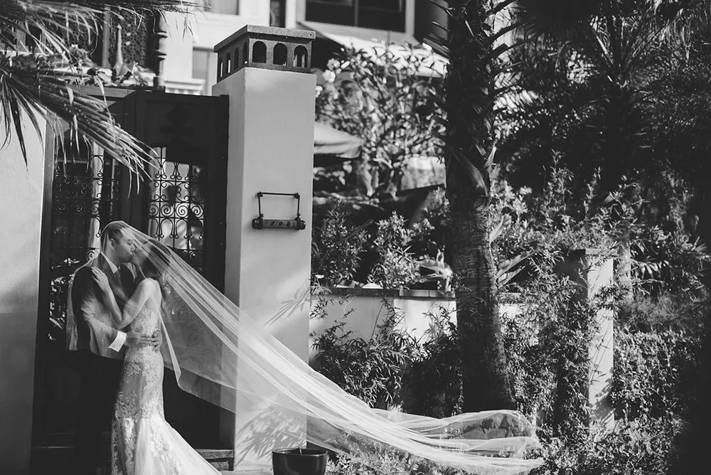 Photo by Dennis Yap Photography. theweddingnotebook.com