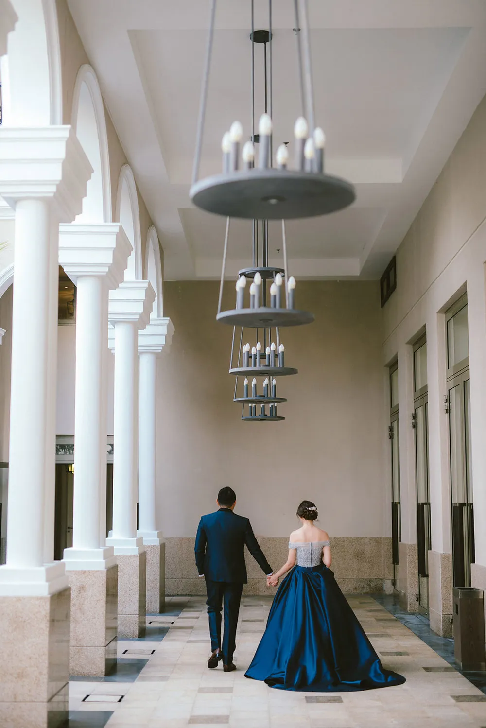 Photo by Dennis Yap Photography. theweddingnotebook.com