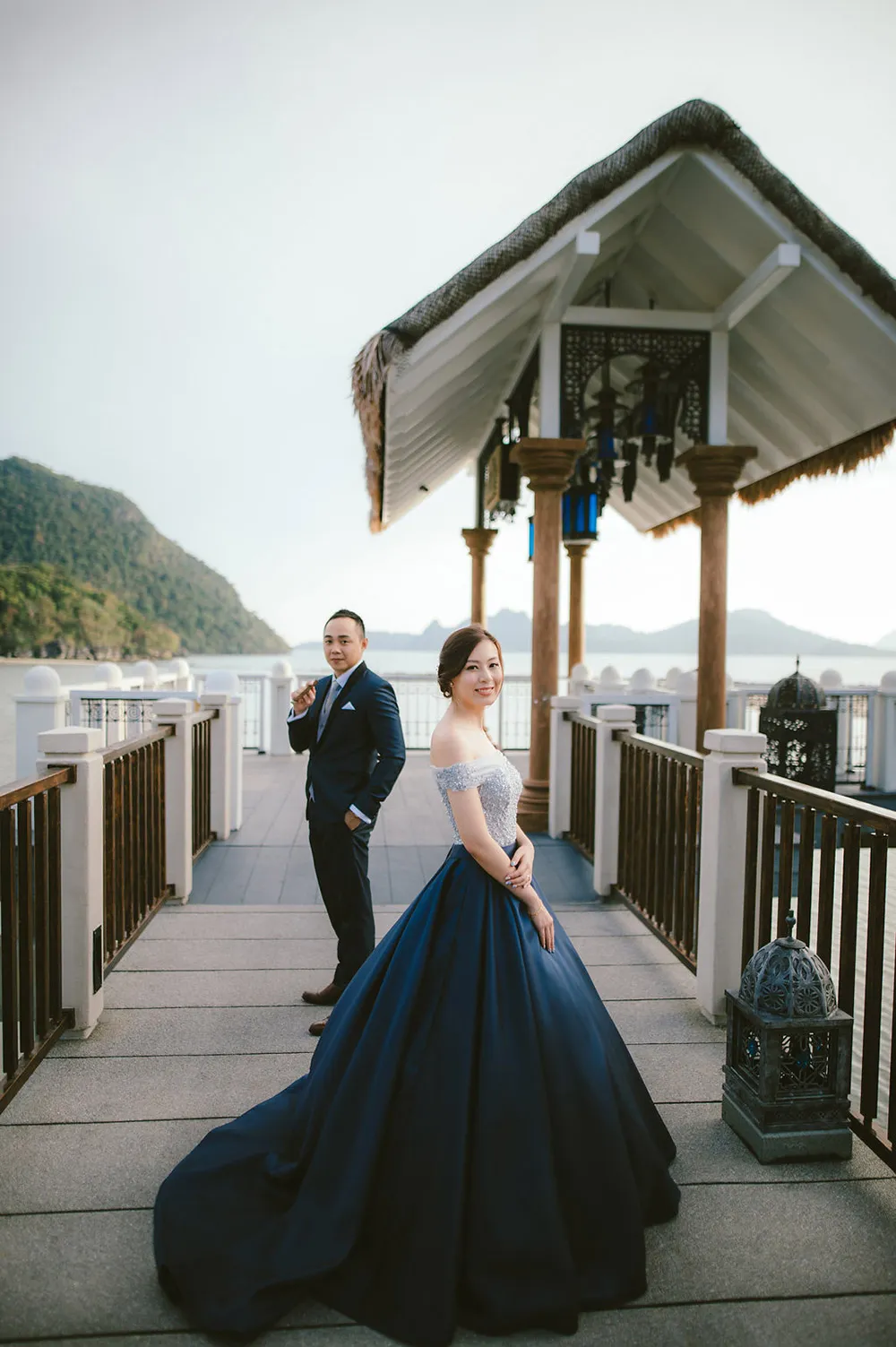 Photo by Dennis Yap Photography. theweddingnotebook.com