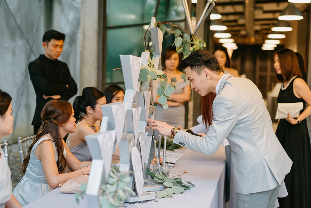 Photo by Peter Herman Photography. theweddingnotebook.com