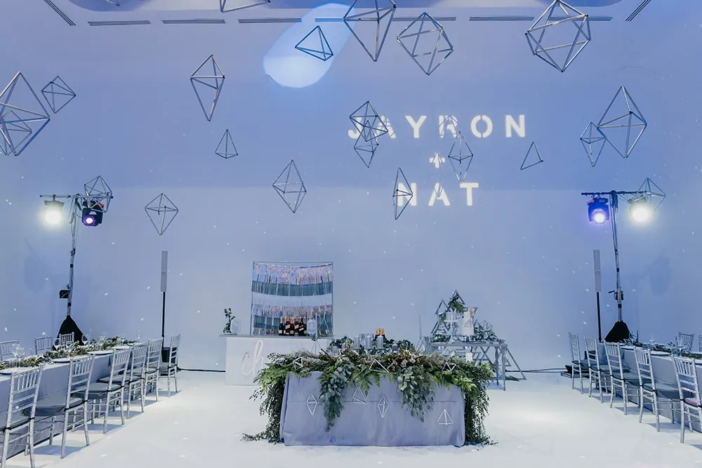 Photo by Peter Herman Photography. theweddingnotebook.com