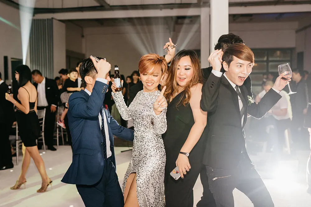 Photo by Peter Herman Photography. theweddingnotebook.com