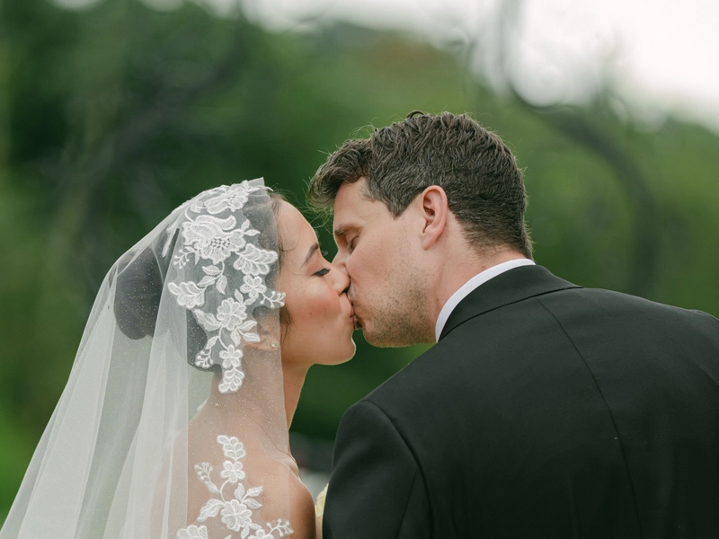 A Cross-Cultural Romantic Wedding at Markree Castle, Ireland with Bridgerton-Worthy Interiors