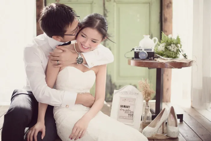 Photo by One Way Ticket. theweddingnotebook.com