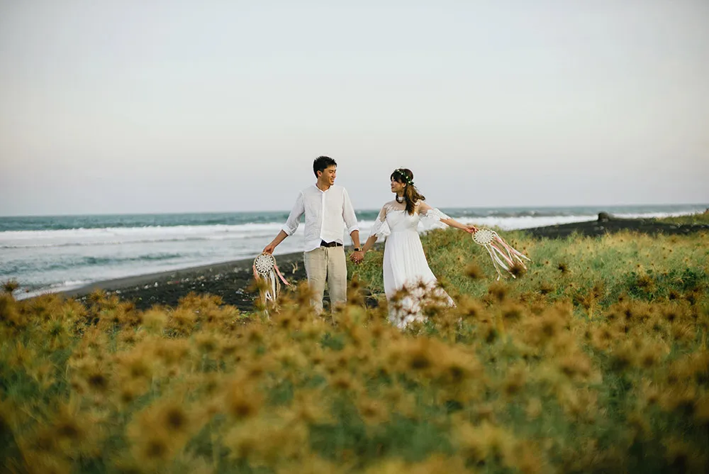 Photo by Bloc Memoire Photography. theweddingnotebook.com