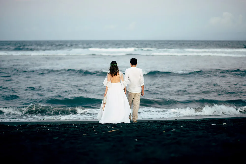 Photo by Bloc Memoire Photography. theweddingnotebook.com