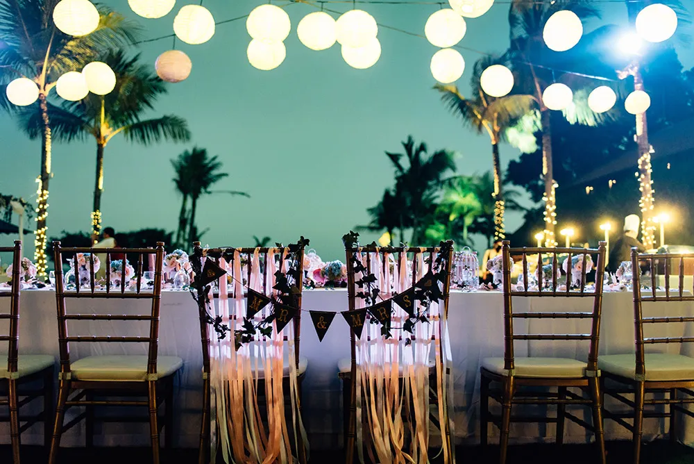 Photo by Bloc Memoire Photography. theweddingnotebook.com