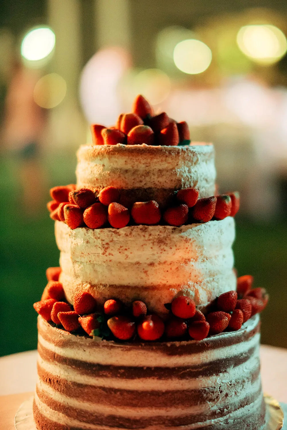 Photo by Bloc Memoire Photography. theweddingnotebook.com