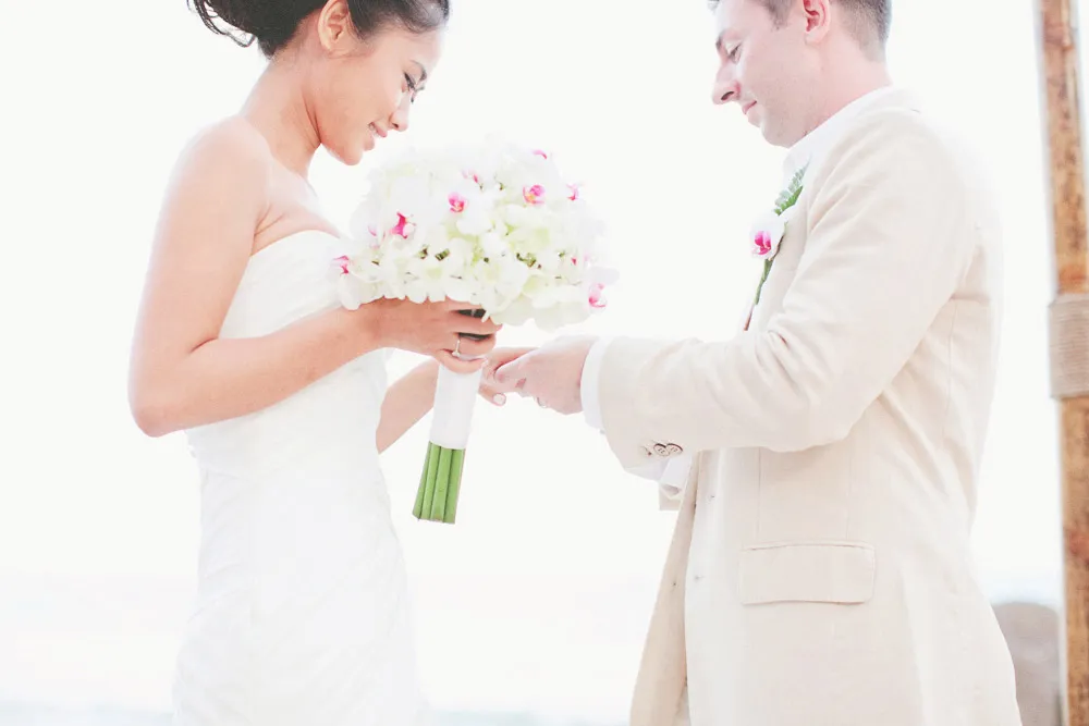 Photo by Chris Spira. theweddingnotebook.com