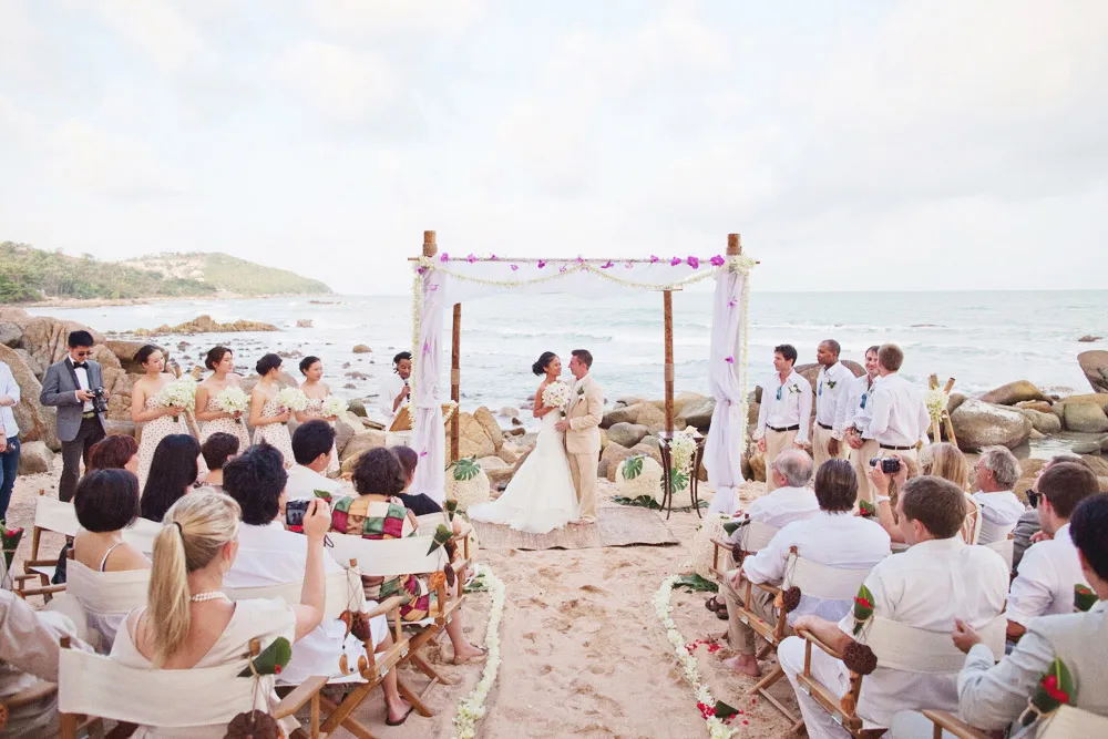 Photo by Chris Spira. theweddingnotebook.com