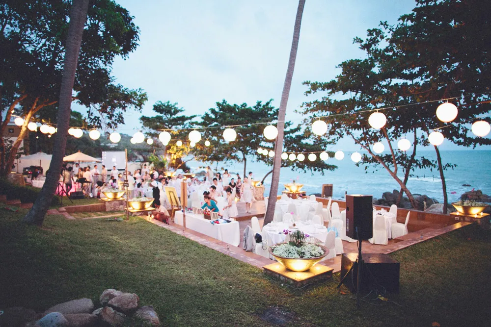 Photo by Chris Spira. theweddingnotebook.com