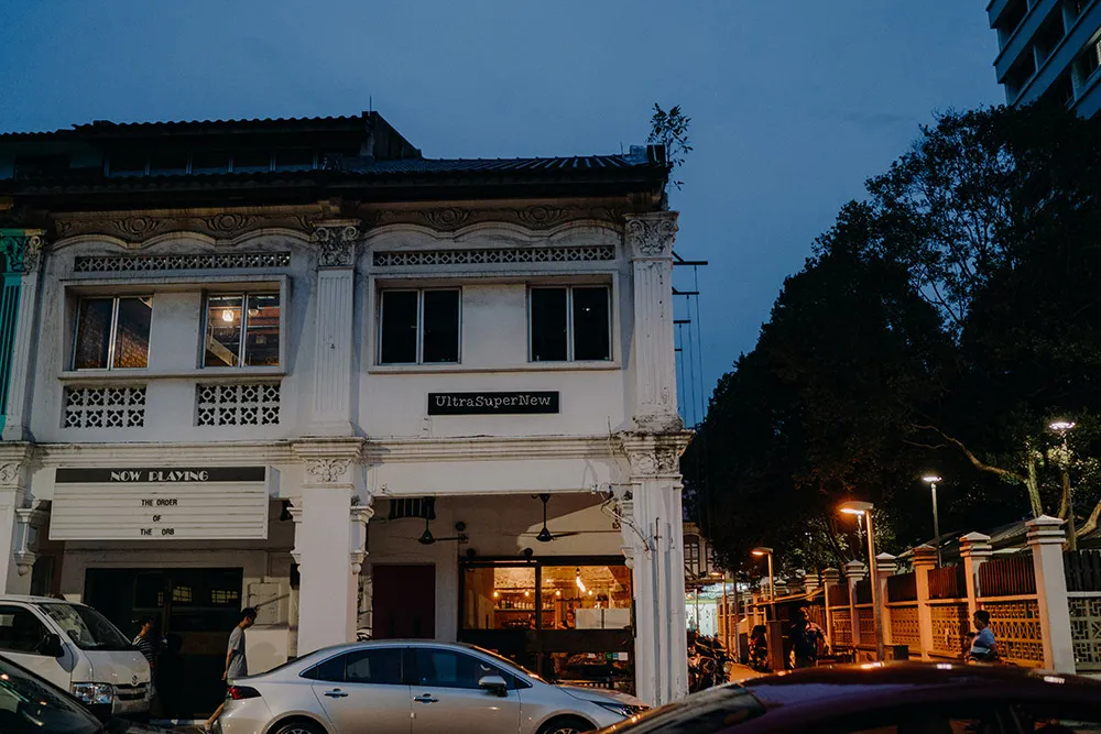 Photo by Bloc Memoire Photography. theweddingnotebook.com